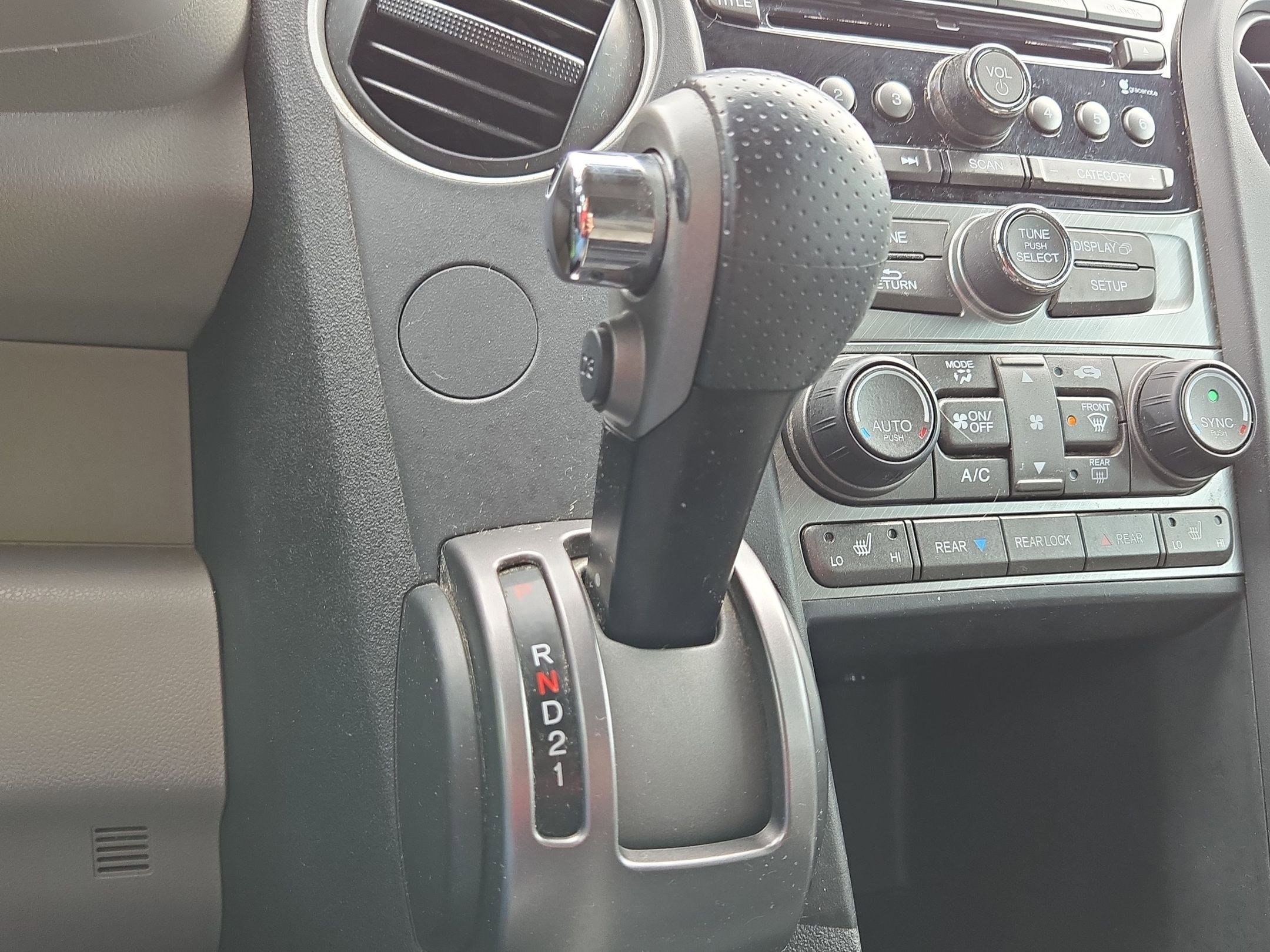 Used 2015 Honda Pilot EX-L image 18