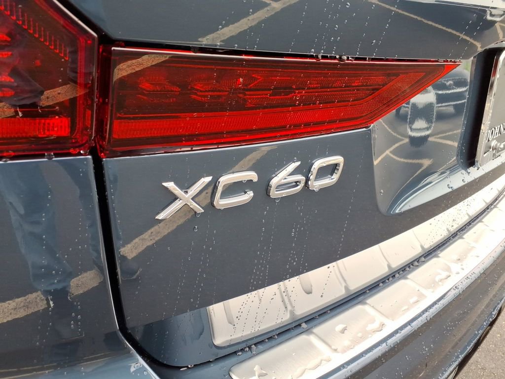 New 2026 Volvo XC60 B5 Ultra w/ Protection Package Premier image 5