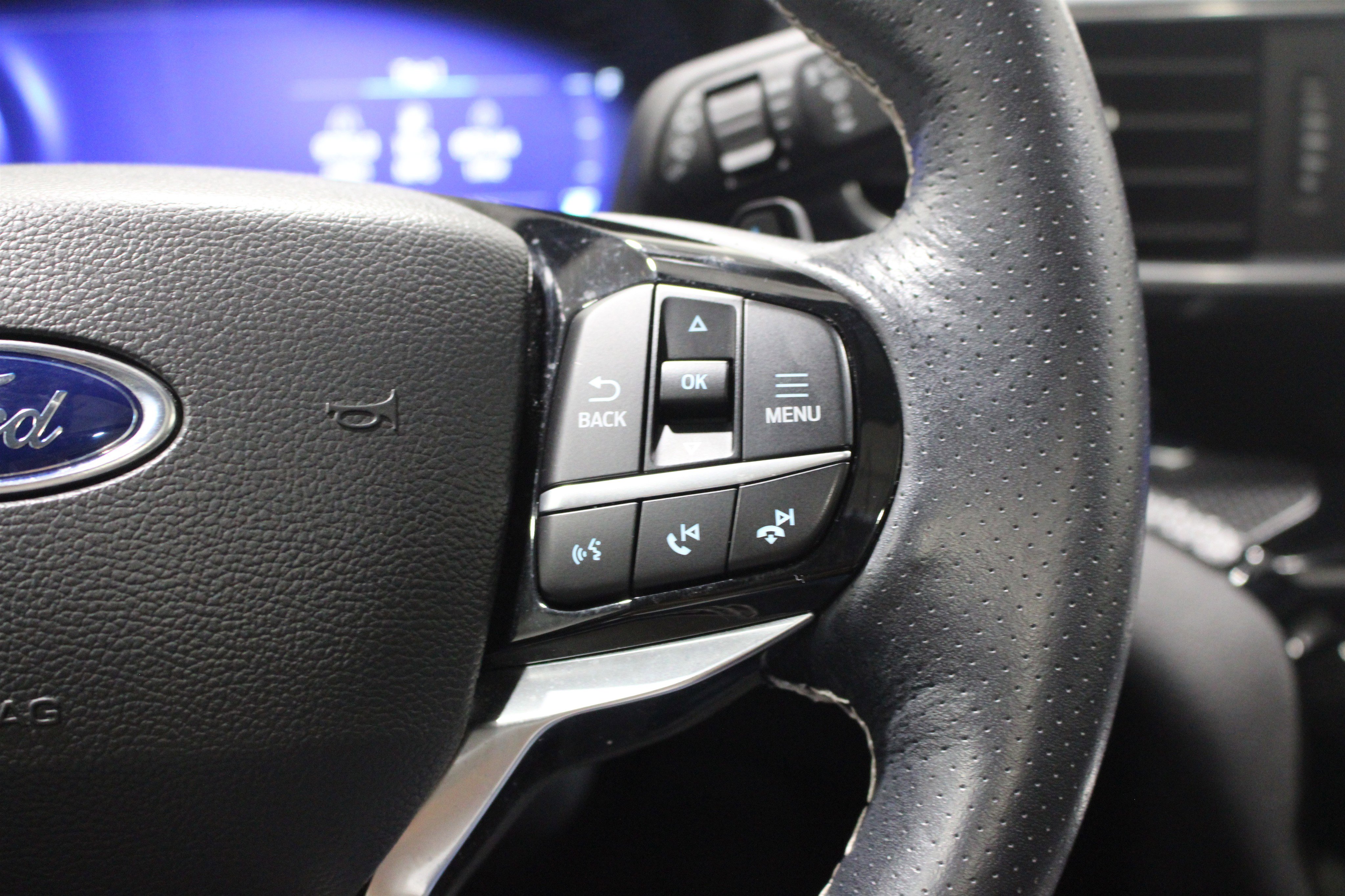 Used 2022 Ford Explorer ST w/ Equipment Group 401A AWD/4WD image 12