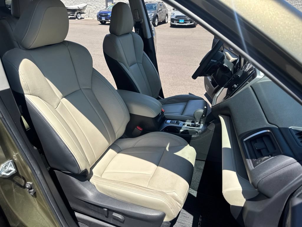 Used 2023 Subaru Ascent Limited w/ Technology Package AWD/4WD image 14