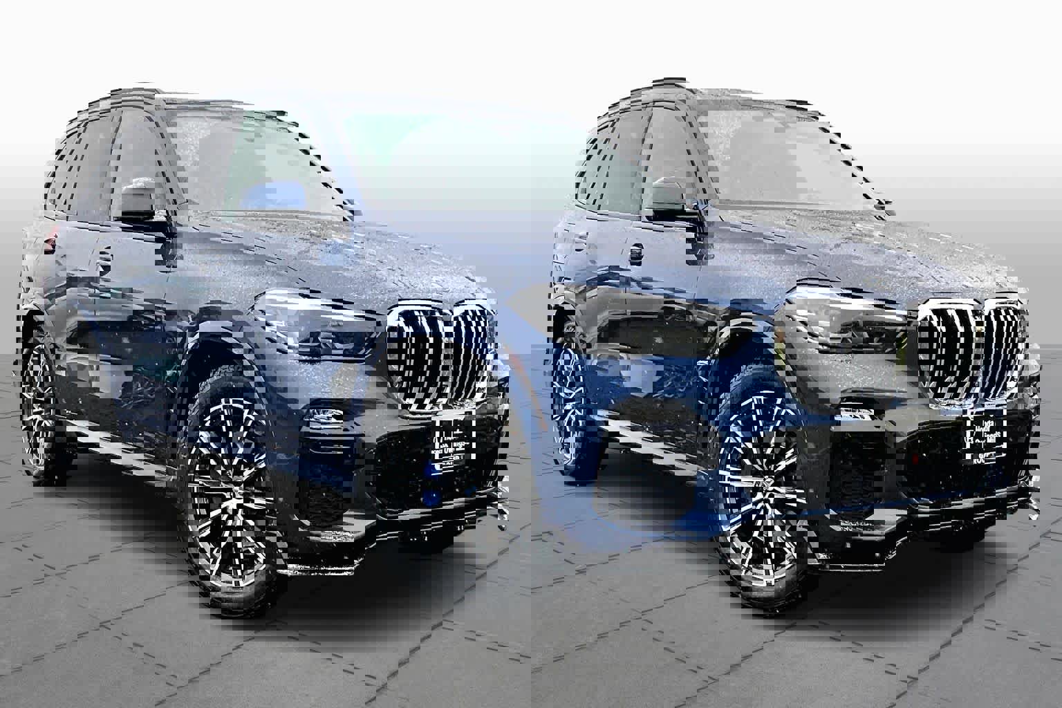 Used 2021 BMW X5 xDrive40i w/ M Sport Package image 2