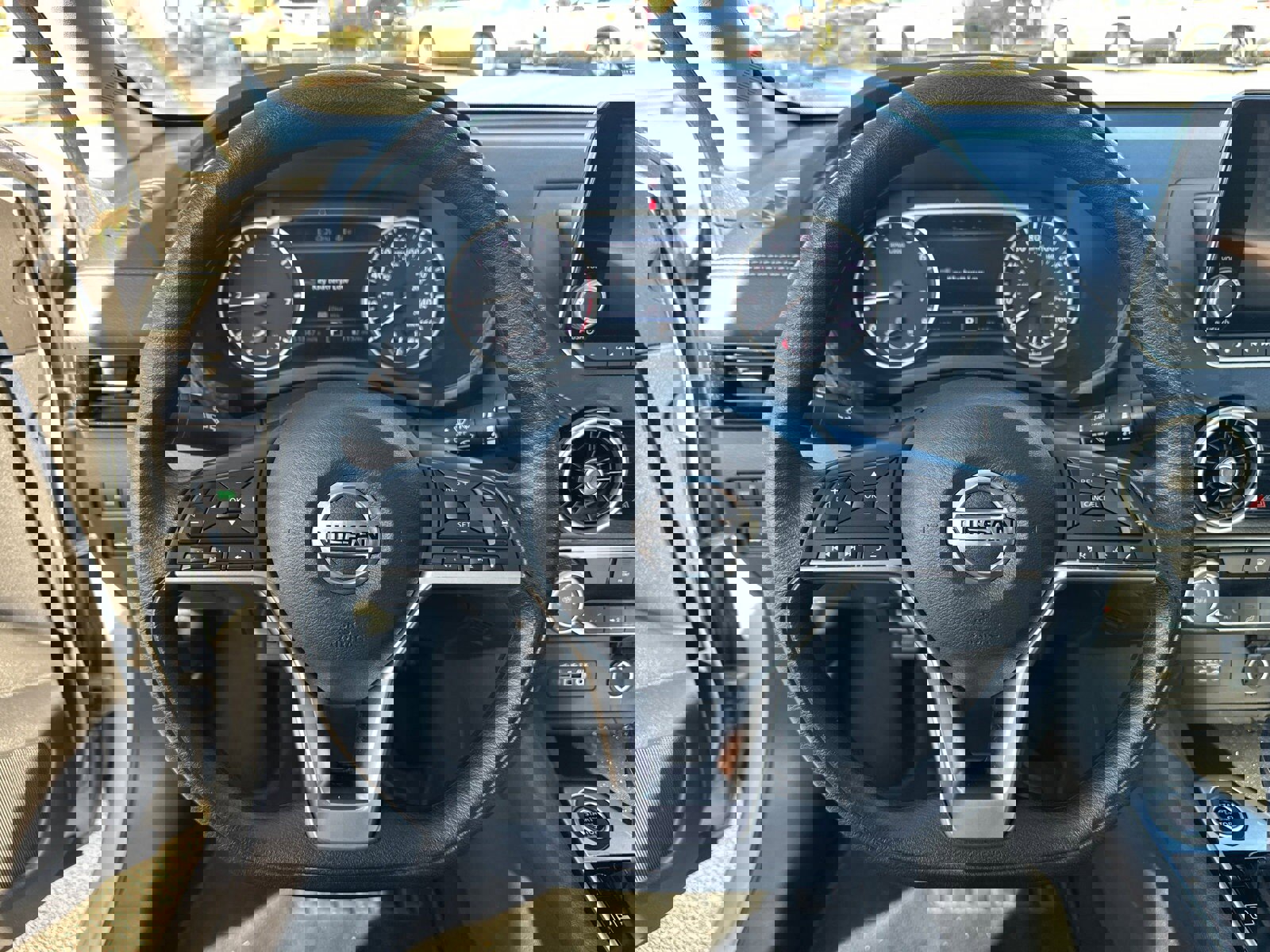 Used 2023 Nissan Sentra SV image 23