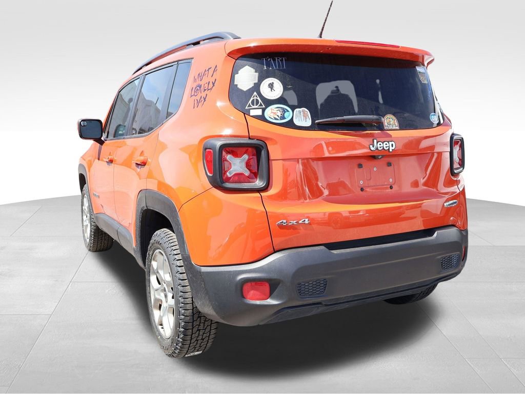 Used 2015 Jeep Renegade Latitude AWD/4WD image 17