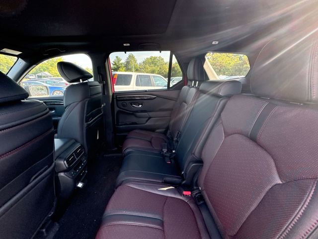 Used 2025 Honda Pilot Black Edition image 23