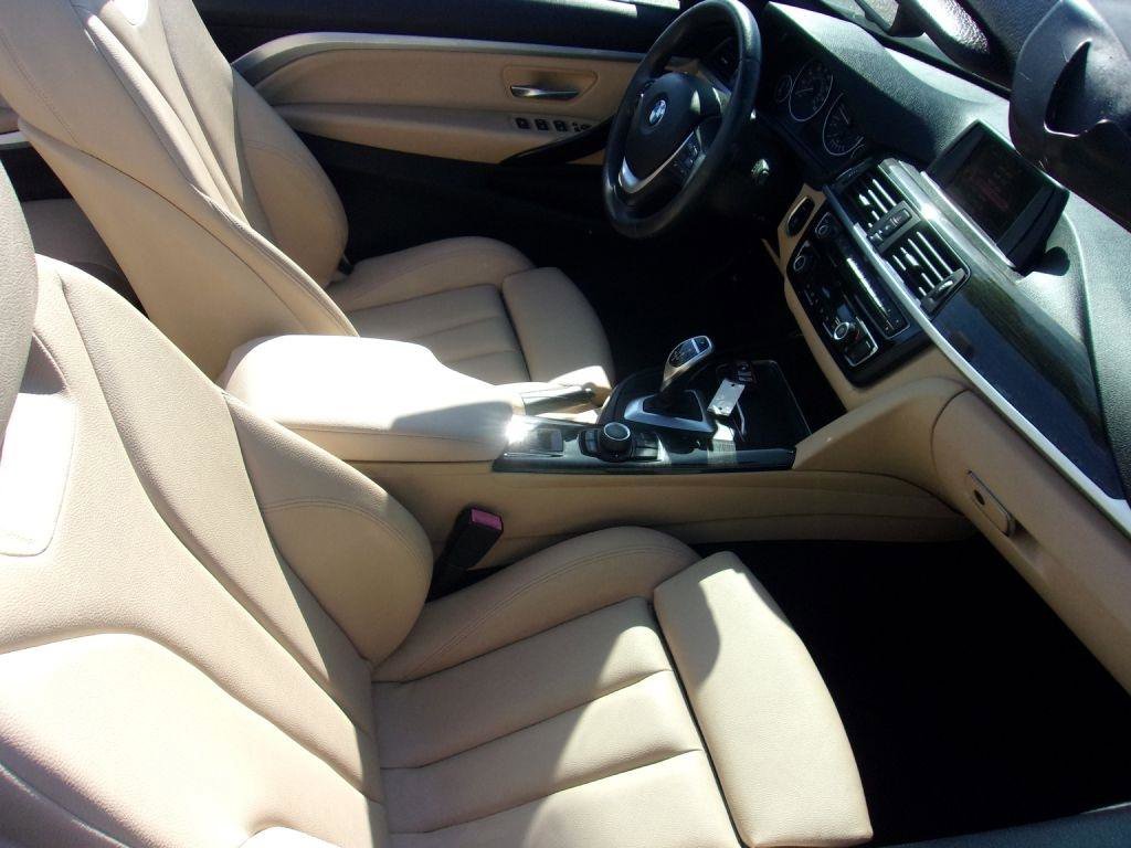 Used 2017 BMW 430i Convertible image 21