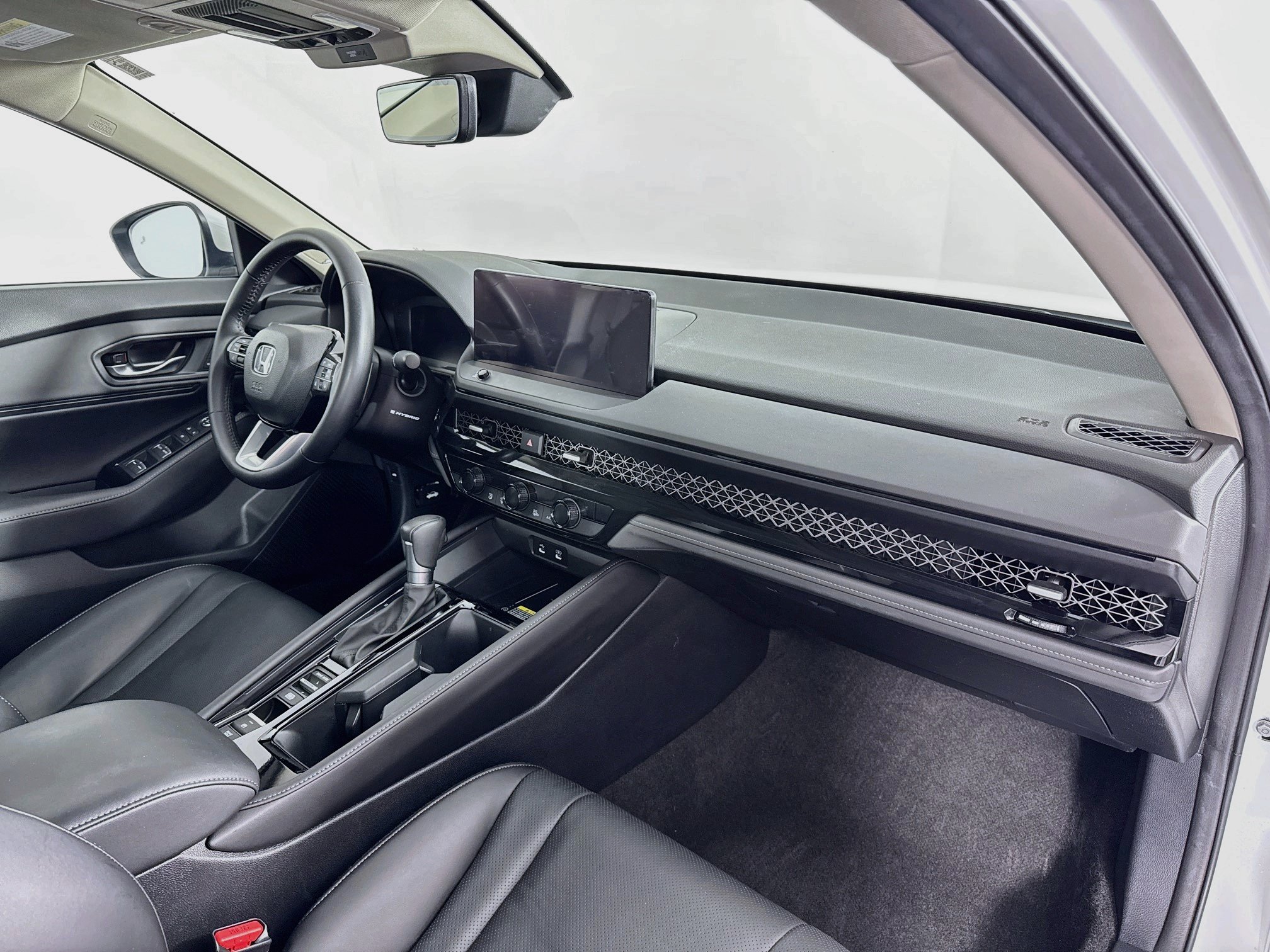 Certified 2024 Honda Accord Touring image 31