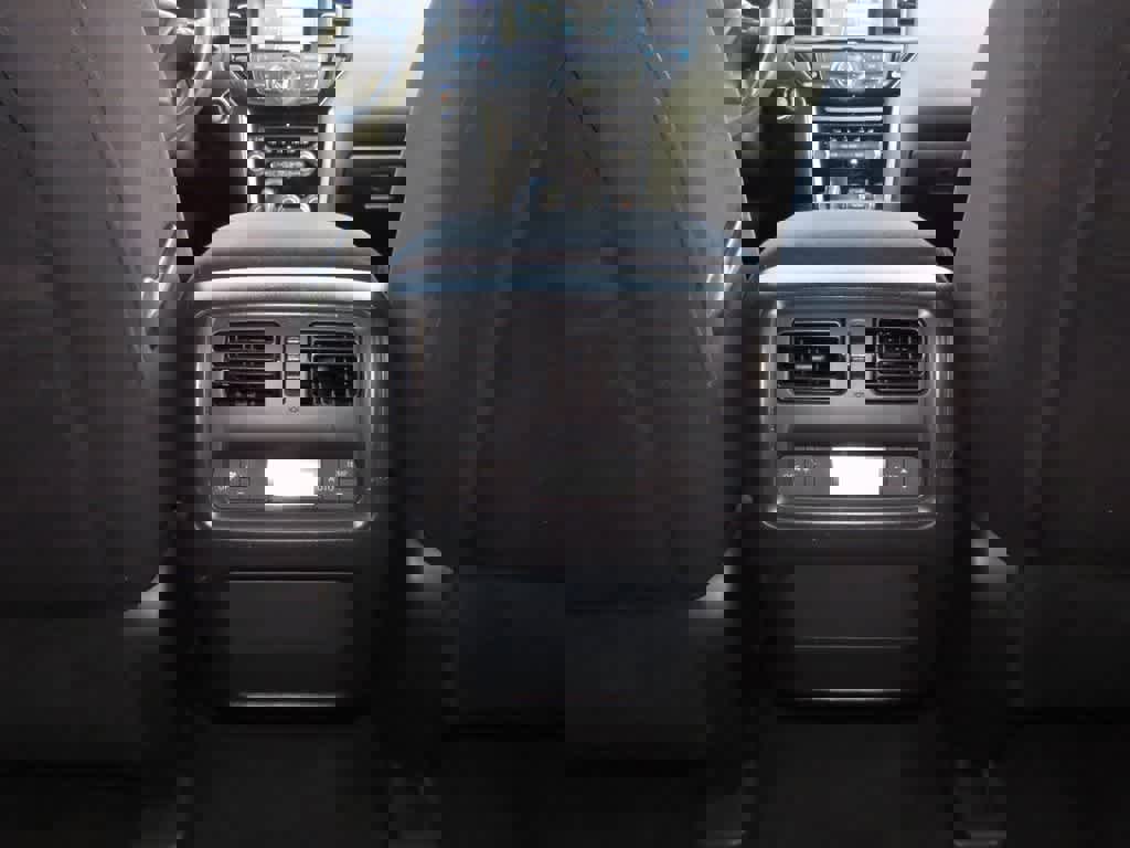 Used 2016 Nissan Pathfinder SV image 23