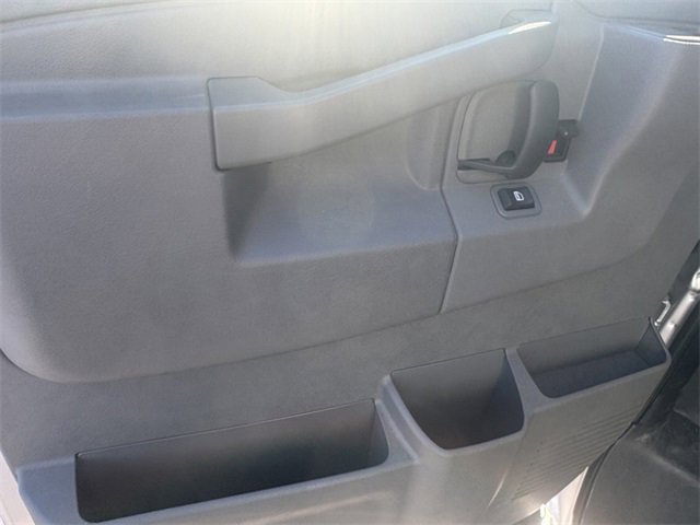 Used 2025 Chevrolet Express 3500 Extended w/ Driver Convenience Package image 17