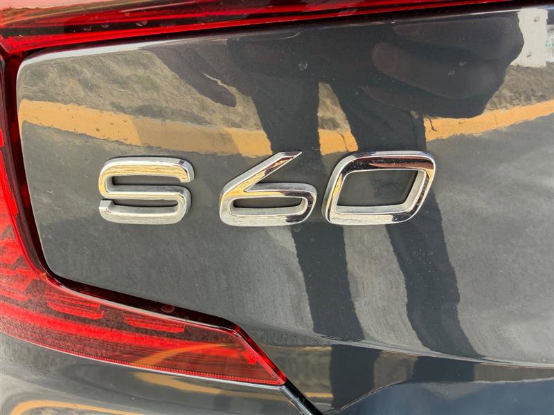 Used 2023 Volvo S60 B5 Core image 21
