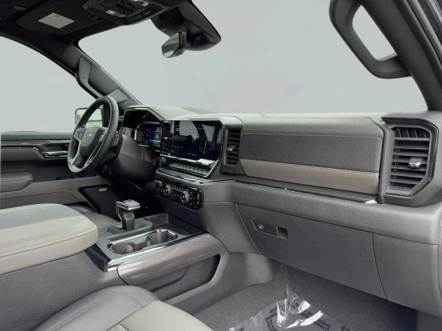 Used 2024 Chevrolet Silverado 1500 ZR2 w/ Technology Package image 54