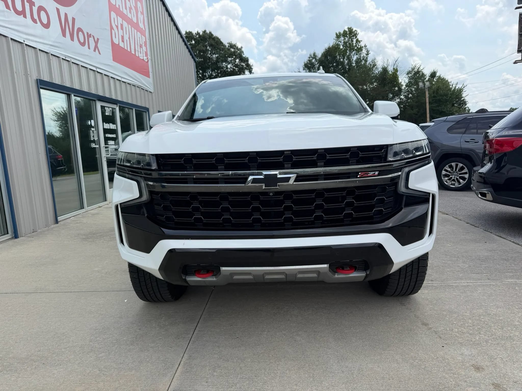 Used 2021 Chevrolet Suburban Z71 w/ Luxury Package AWD/4WD image 33
