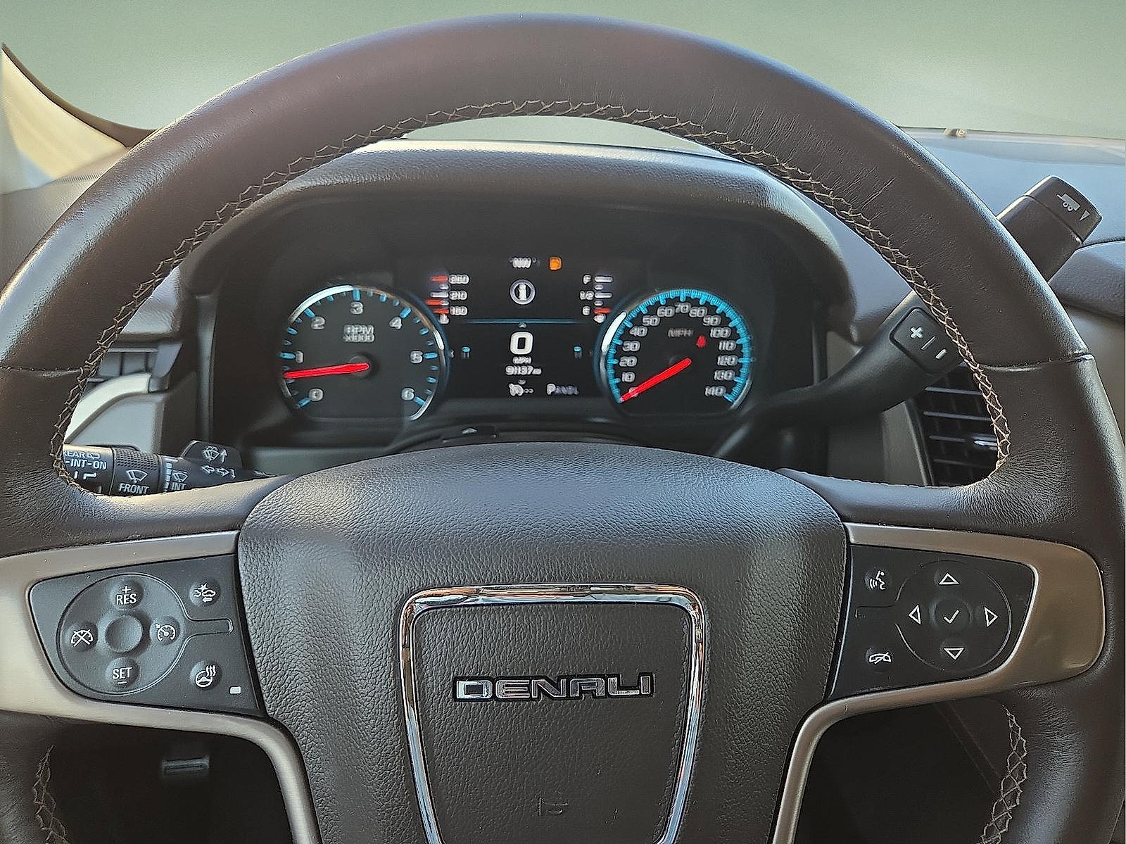 Certified 2017 GMC Yukon Denali AWD/4WD image 4