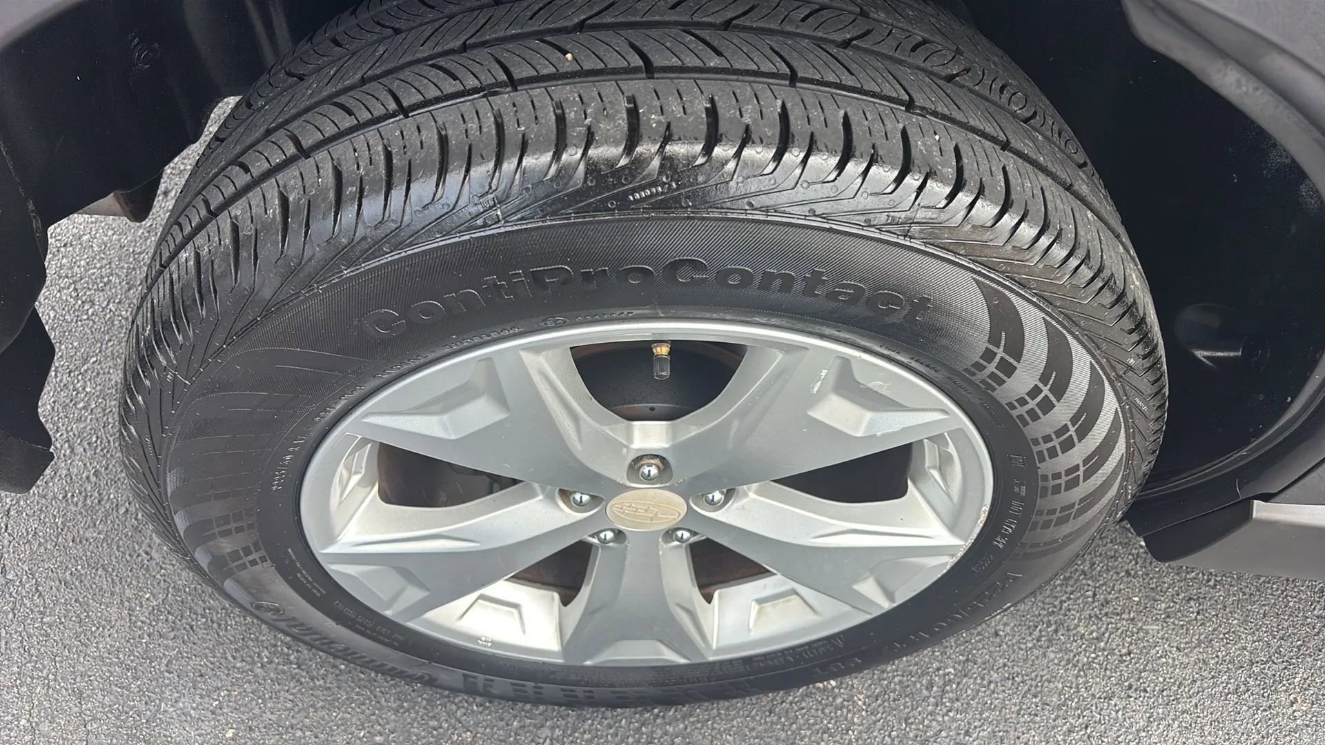 Used 2015 Subaru Forester 2.5i w/ Alloy Wheel Package image 32