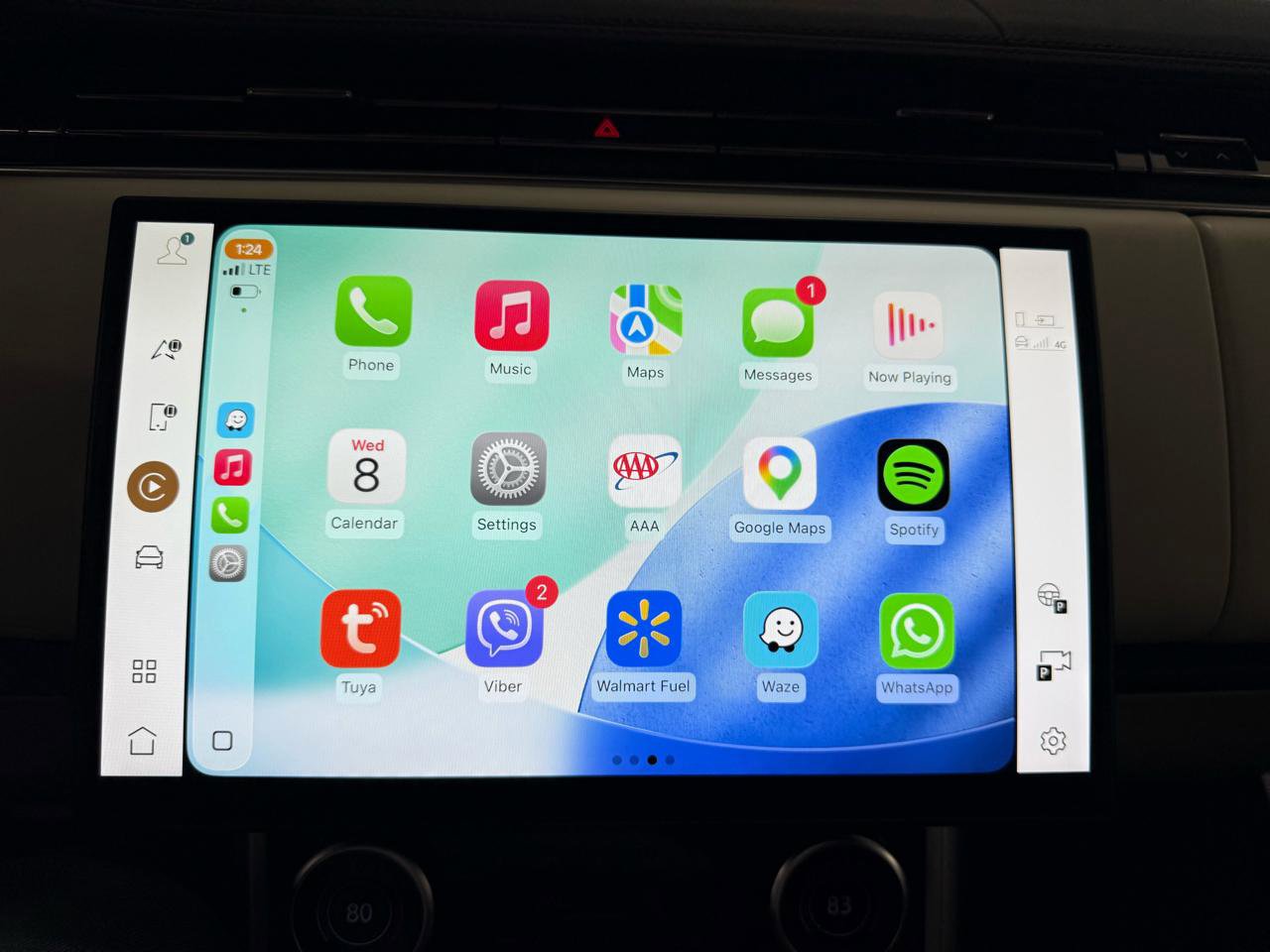 Used 2023 Land Rover Range Rover SE image 20