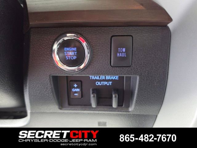 Used 2021 Toyota Tundra Limited w/ Limited Premium Package AWD/4WD image 19