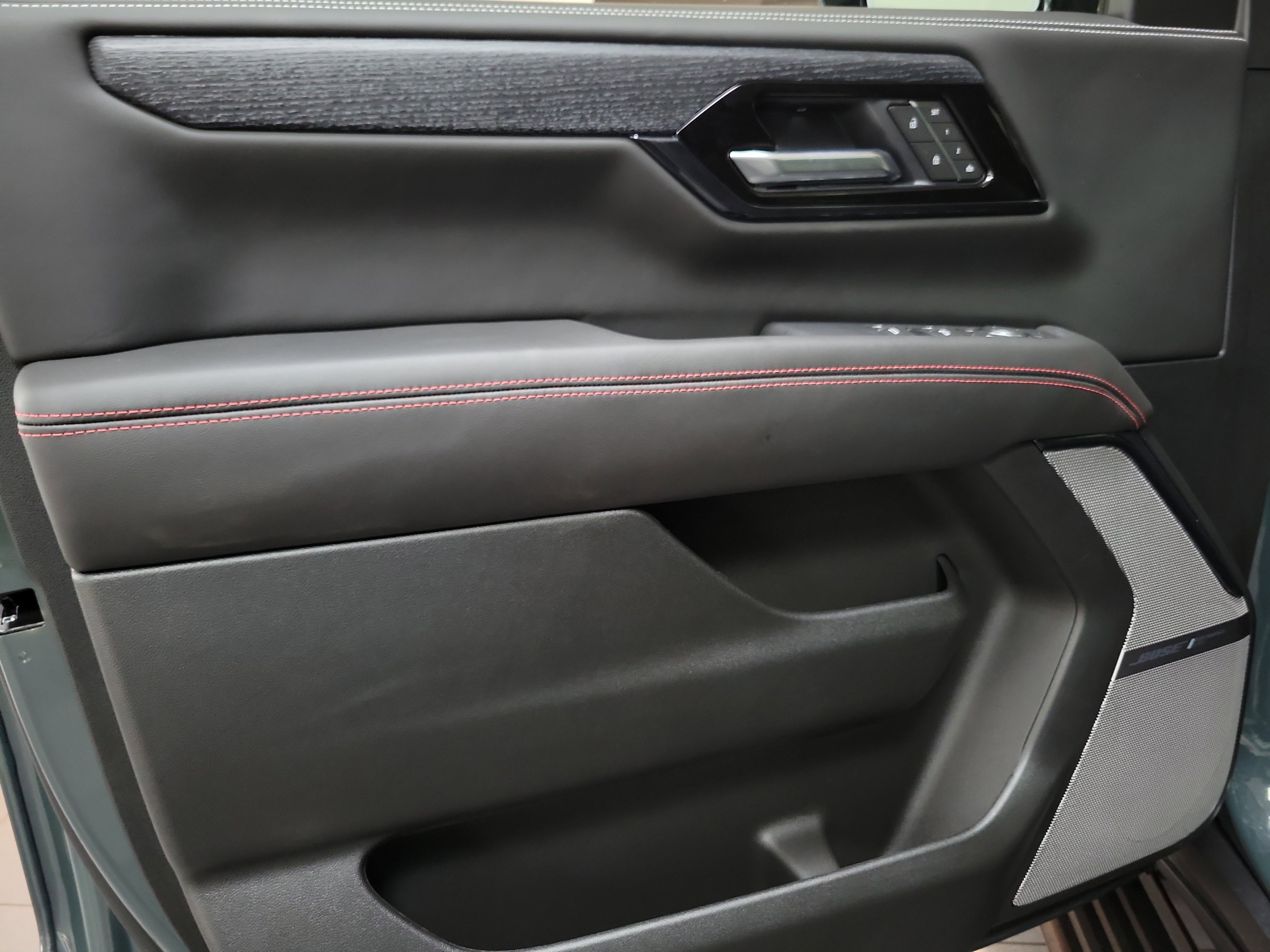 New 2026 GMC Yukon XL AT4 Ultimate image 19