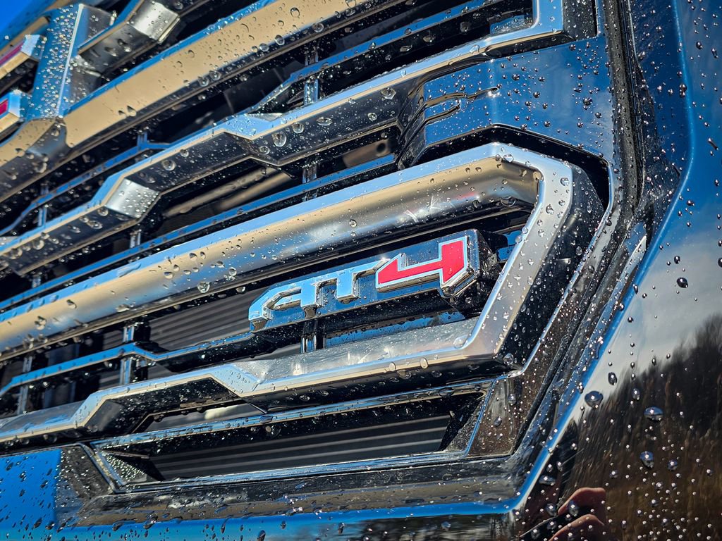 New 2026 GMC Sierra 2500 AT4 image 9