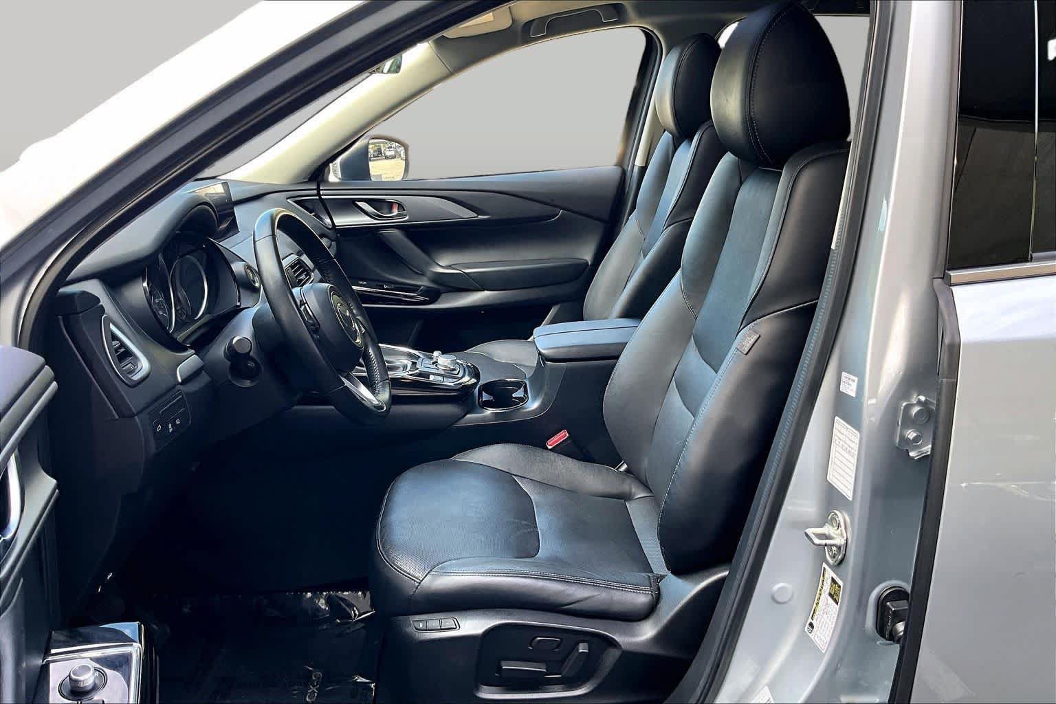 Used 2023 MAZDA CX-9 Touring Plus AWD/4WD image 9