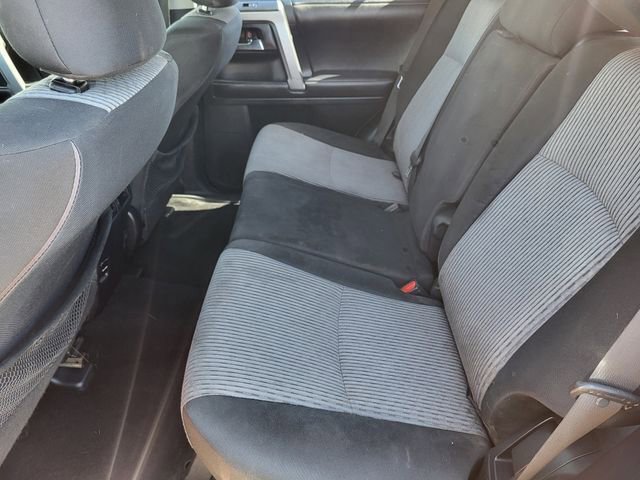 Used 2018 Toyota 4Runner SR5 AWD/4WD image 18