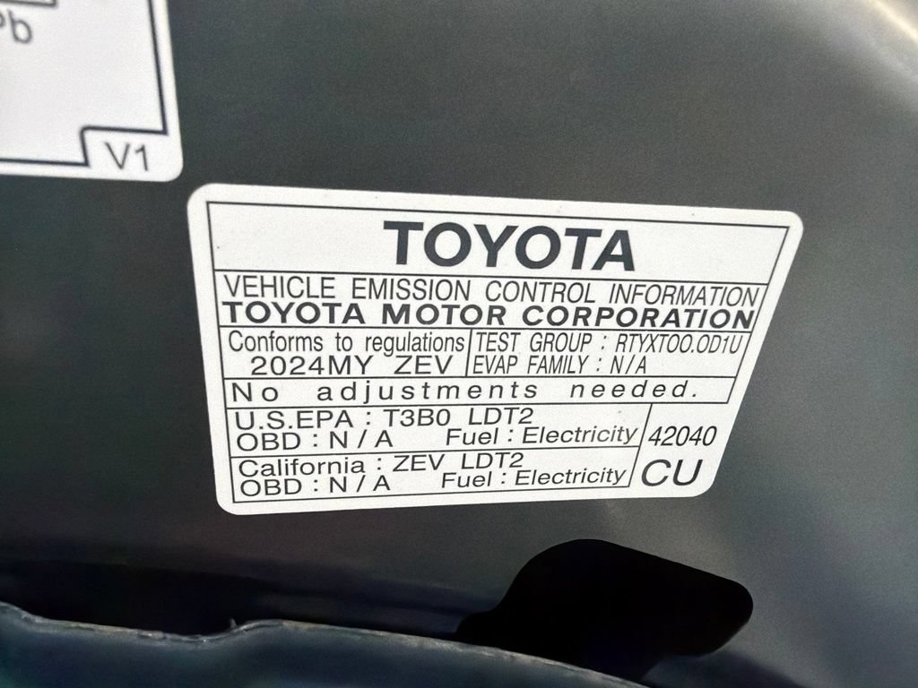 Certified 2024 Toyota bZ4X AWD w/ Weather Package image 36