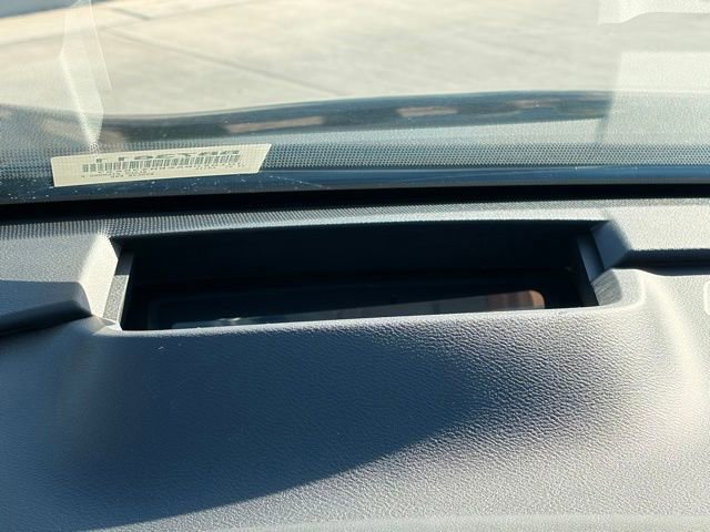 Used 2024 Nissan Ariya FWD image 20