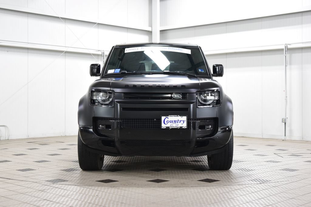 Used 2024 Land Rover Defender 130 X AWD/4WD image 2