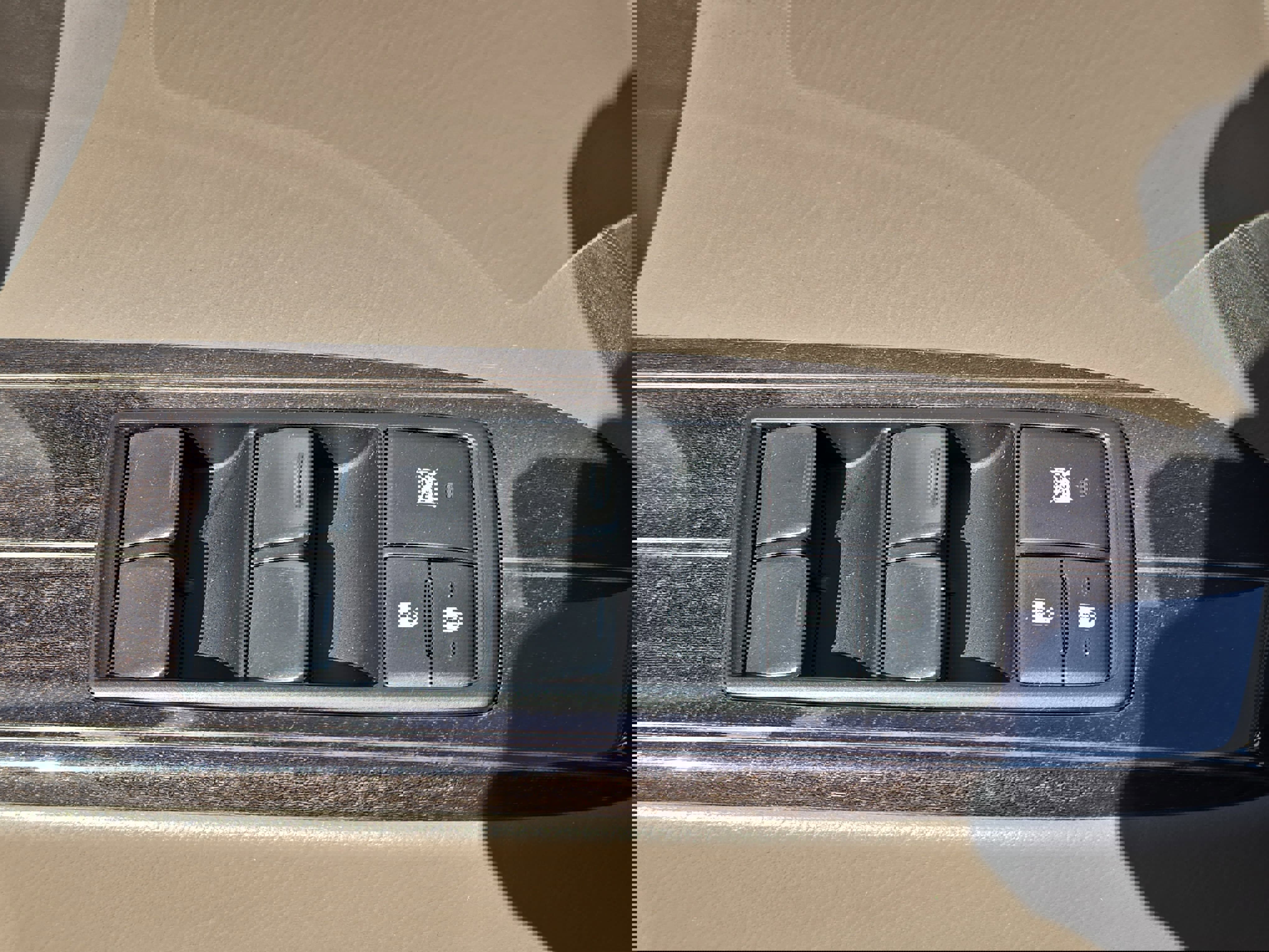 Used 2021 Lexus GX 460 Premium w/ Premium Package image 28