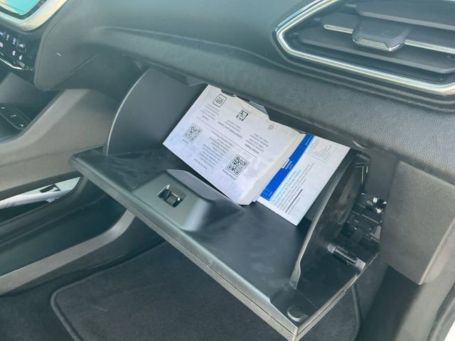 Used 2023 Chevrolet Bolt LT FWD image 27