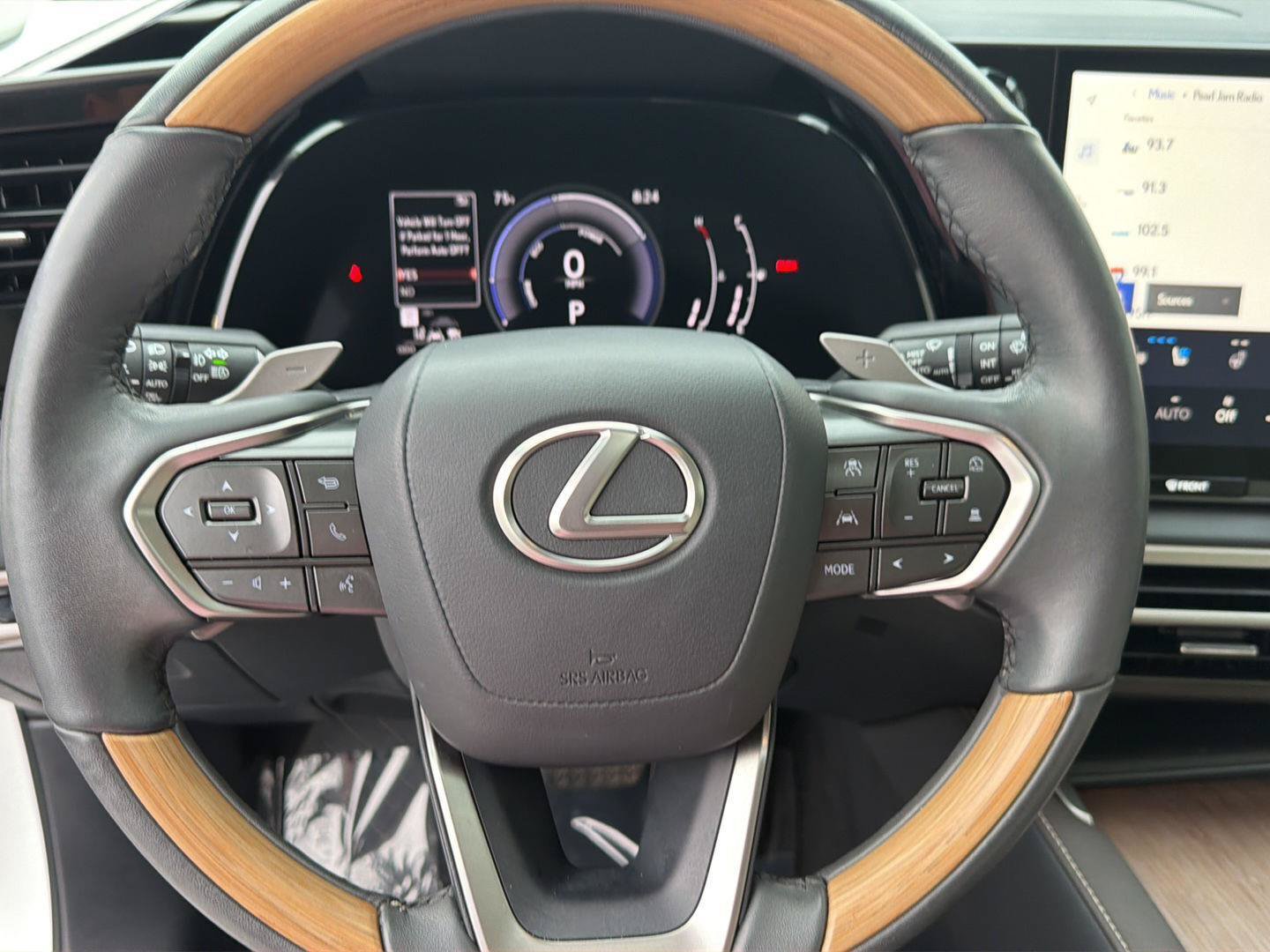 Certified 2024 Lexus RX 350h w/ Cold Area Package AWD/4WD image 20