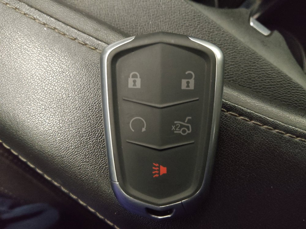 Used 2019 Chevrolet Camaro LS RWD image 32