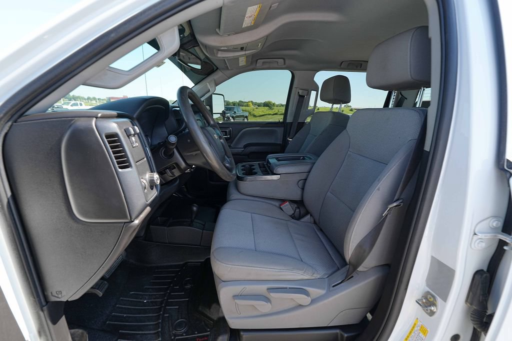 Used 2018 Chevrolet Silverado 3500 W/T w/ WT Convenience Package AWD/4WD image 15