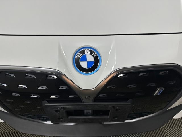Used 2023 BMW i4 eDrive35 w/ Premium Package image 9