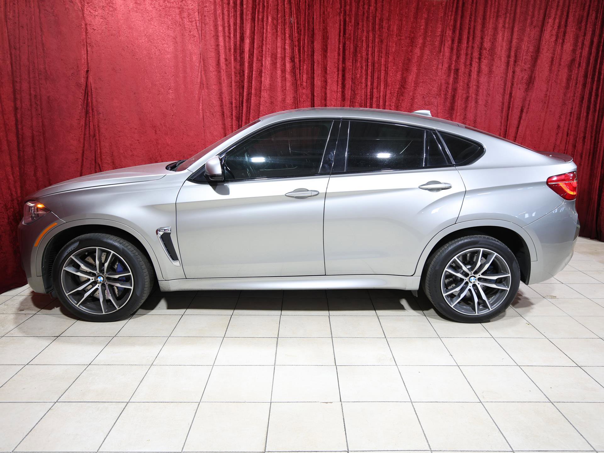 Used 2015 BMW X6 M image 4