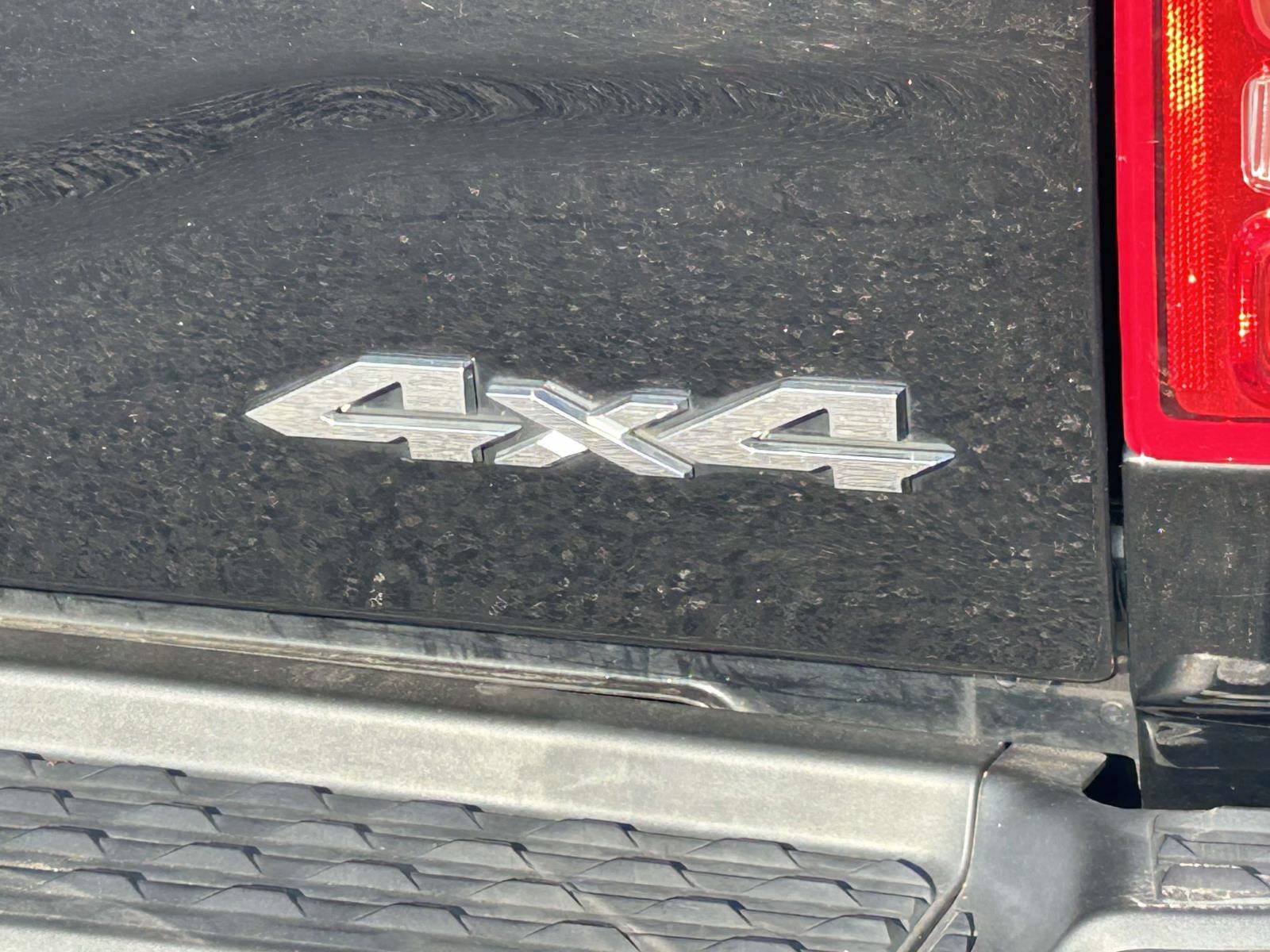 Used 2019 RAM 2500 Laramie AWD/4WD image 11
