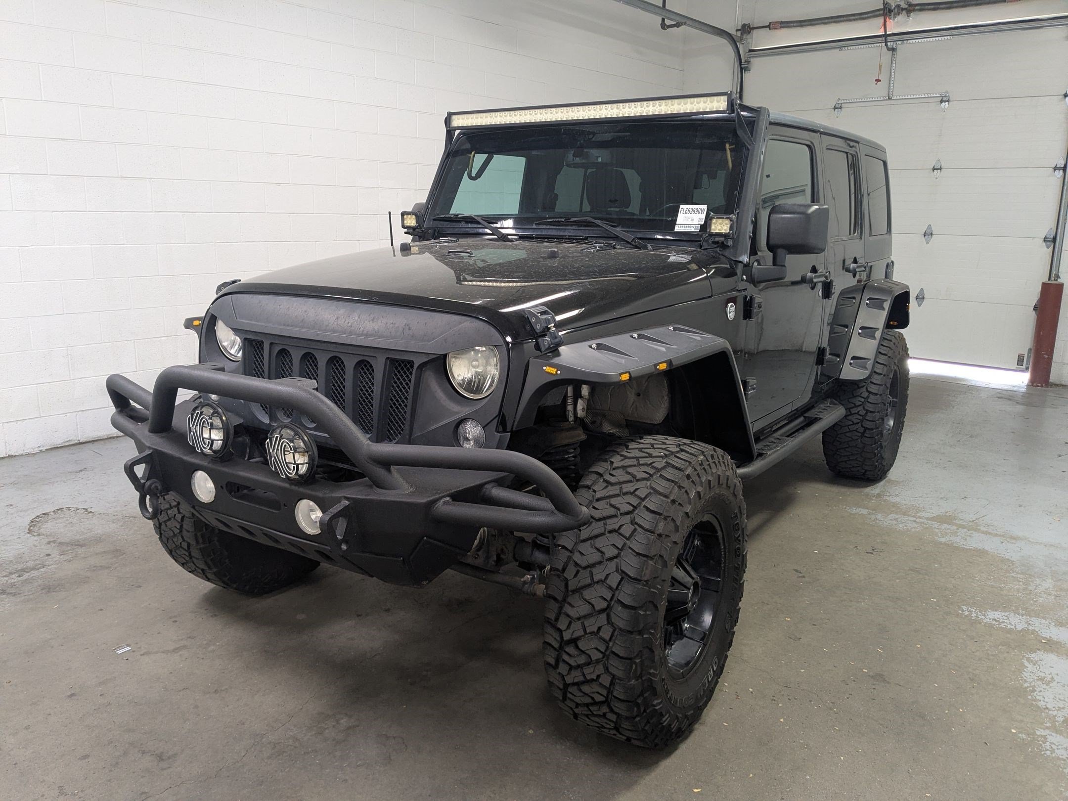 Used 2015 Jeep Wrangler Unlimited Sport w/ Quick Order Package 24S AWD/4WD image 11