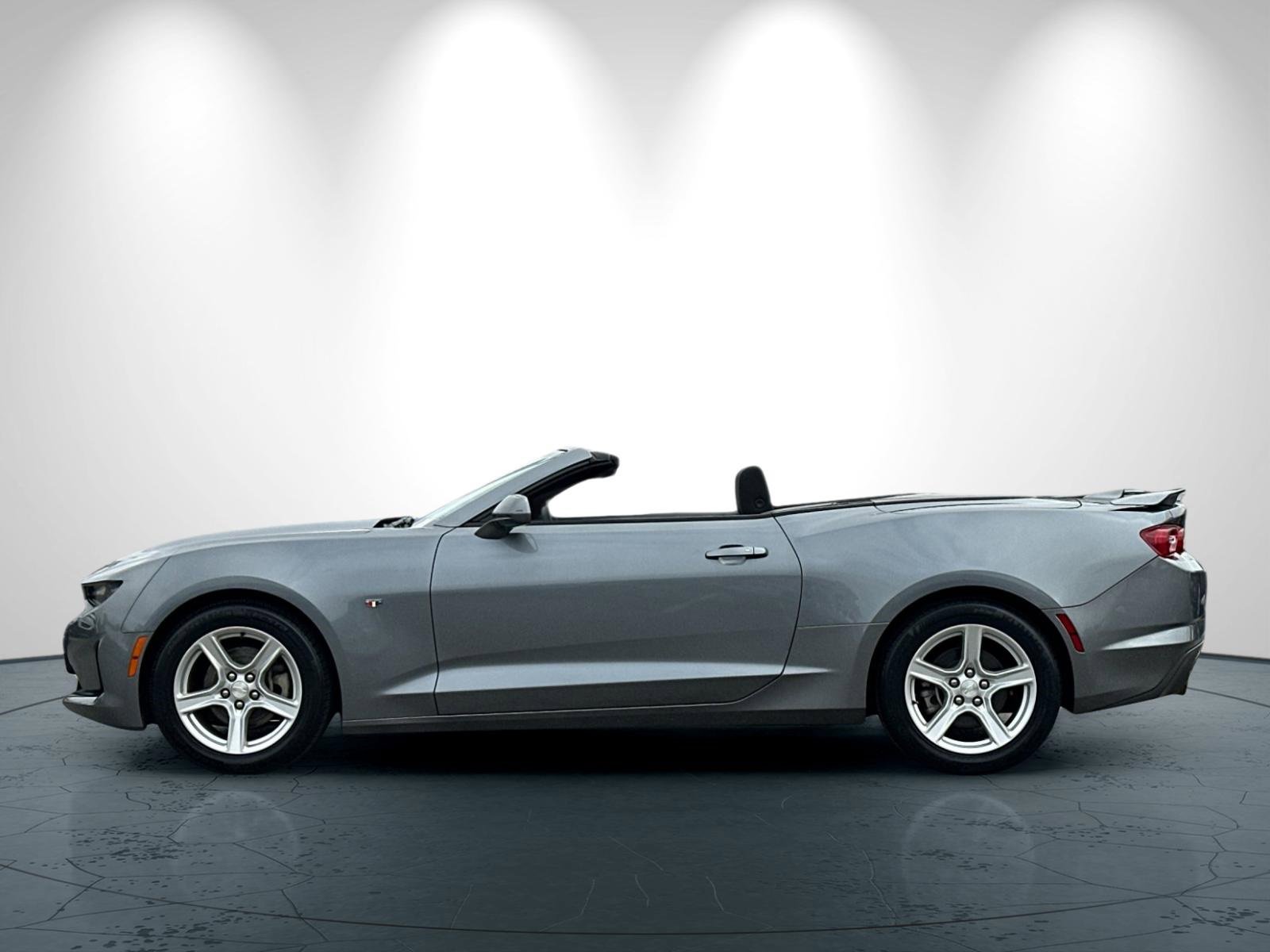 Used 2020 Chevrolet Camaro LT image 7