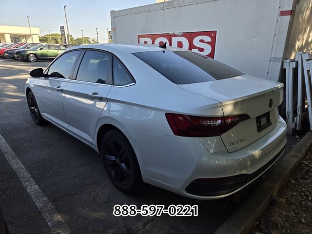 Used 2023 Volkswagen Jetta SE FWD video 2