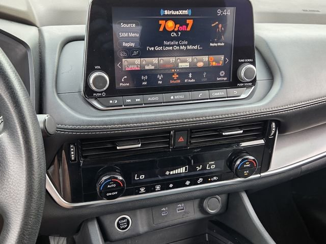 Certified 2022 Nissan Rogue SV image 17