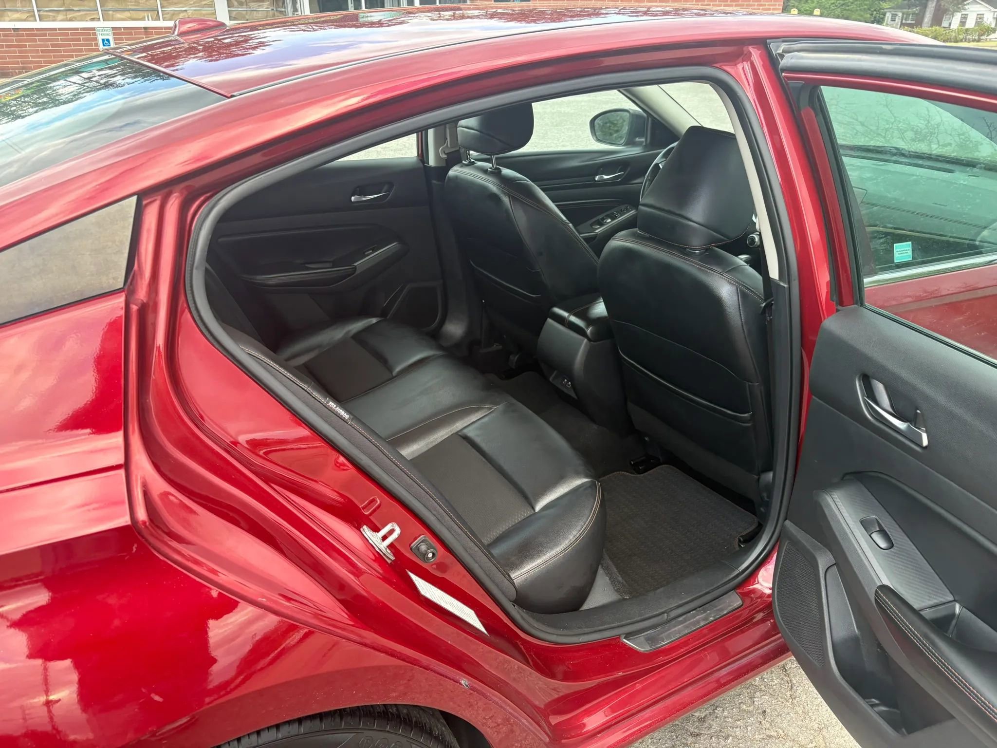 Used 2021 Nissan Altima 2.0 SR FWD image 5