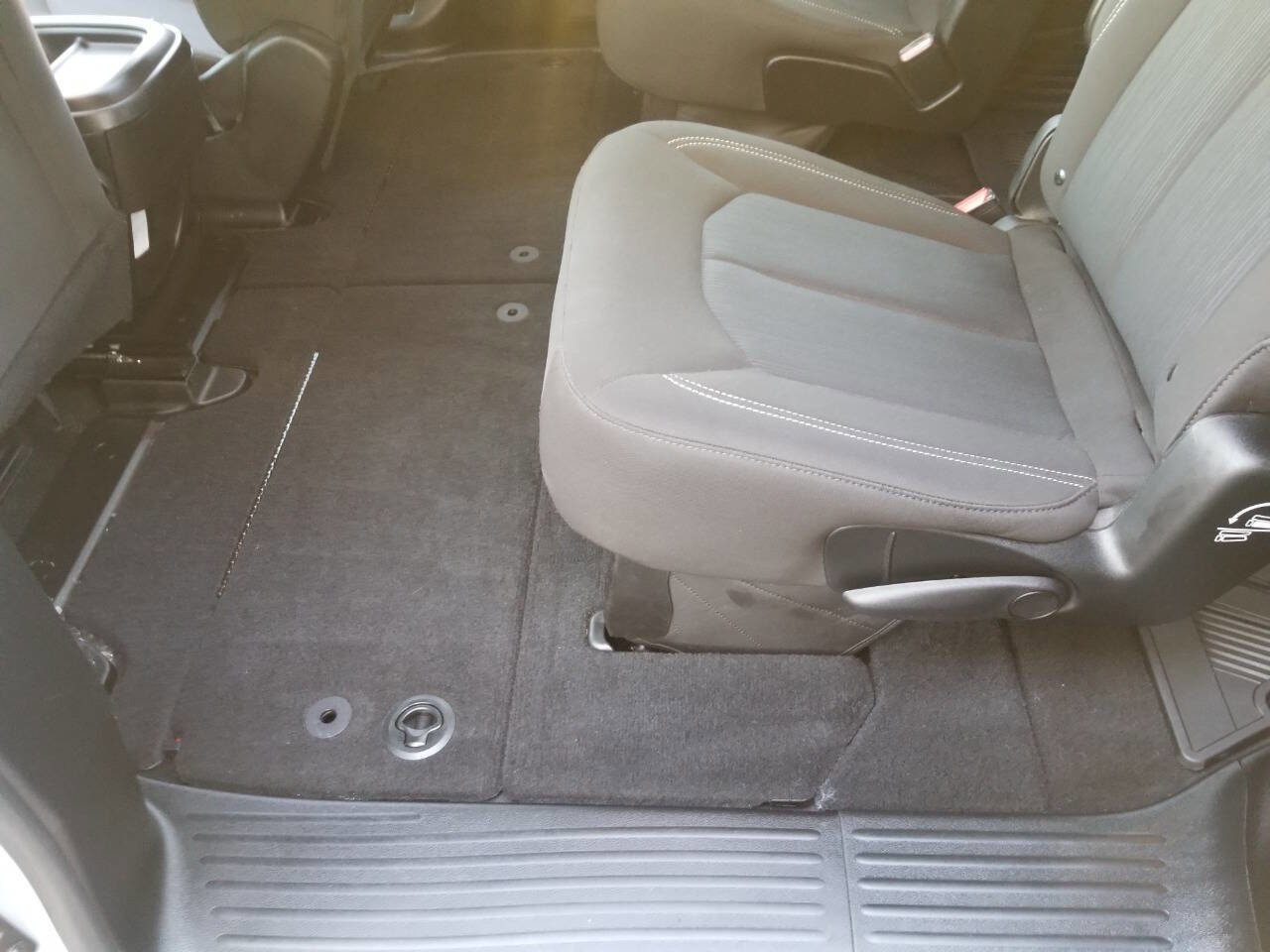 Certified 2023 Chrysler Pacifica Touring image 17