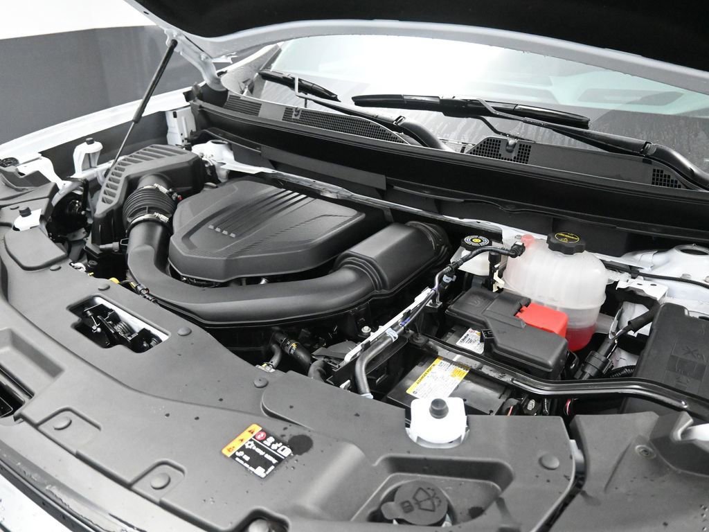 Used 2026 GMC Acadia AT4 image 14