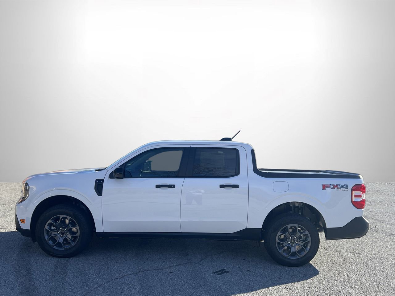 New 2025 Ford Maverick XLT w/ XLT Luxury Package image 22