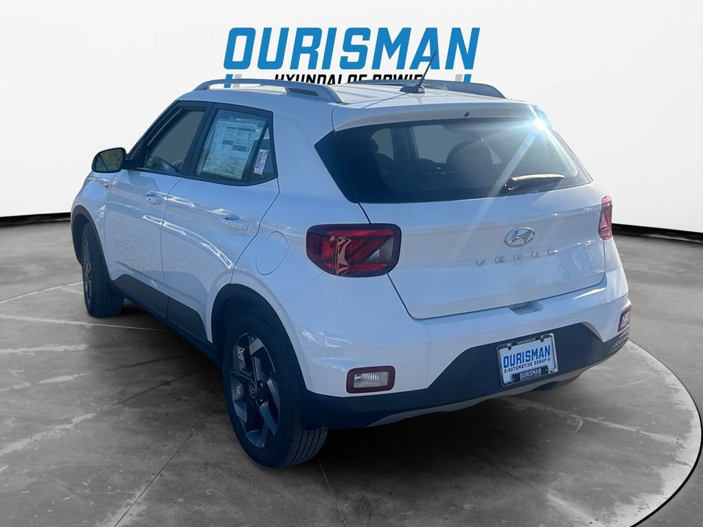 New 2026 Hyundai Venue SEL FWD image 4