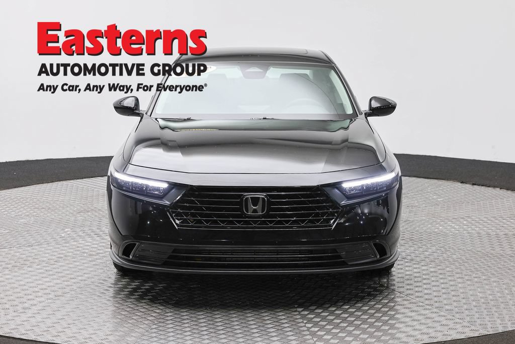 Used 2024 Honda Accord EX image 2