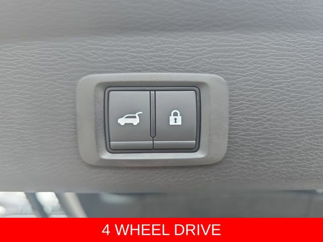 Used 2025 Mitsubishi Outlander Trail Edition image 14