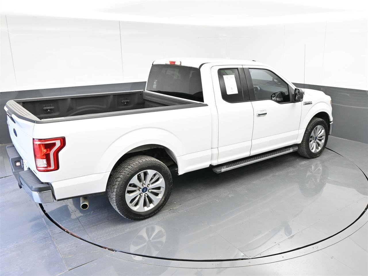 Used 2015 Ford F150 XLT w/ Equipment Group 301A Mid RWD image 22