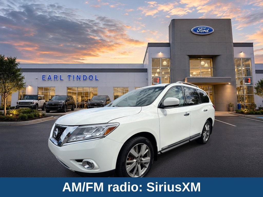 Used 2014 Nissan Pathfinder Platinum w/ Cargo Package FWD image 4