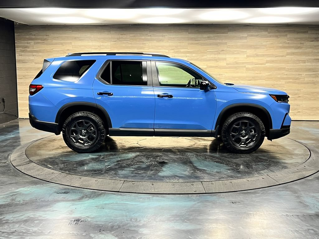 Used 2025 Honda Pilot TrailSport image 22