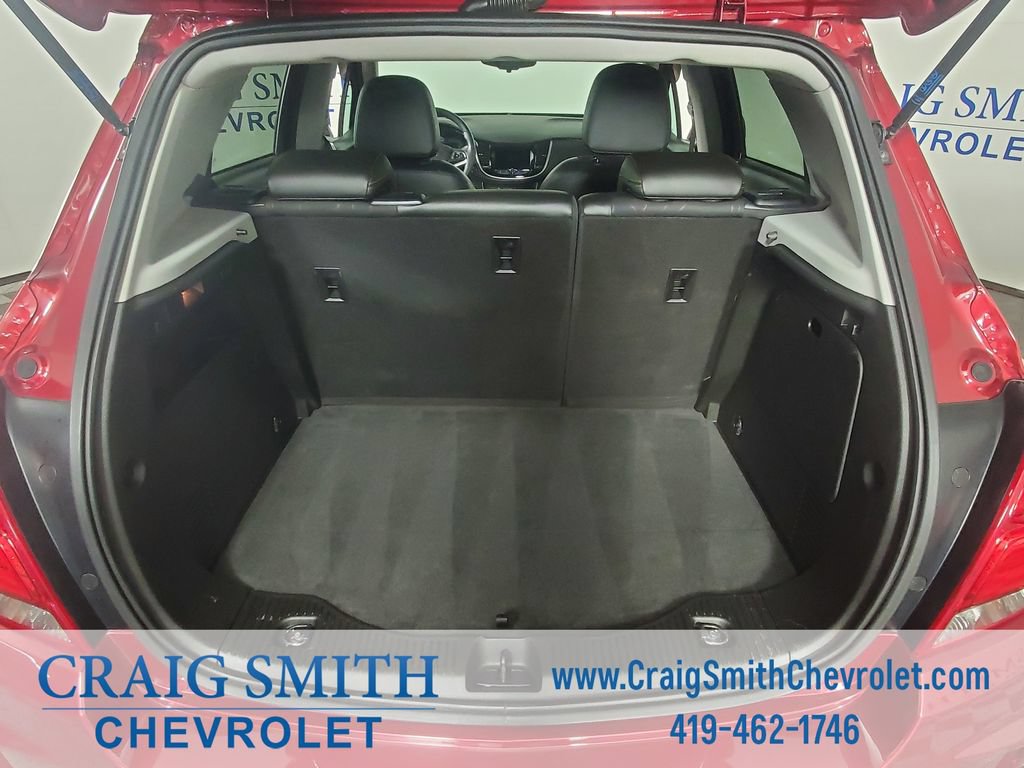 Used 2019 Chevrolet Trax LT w/ LT Convenience Package AWD/4WD image 13