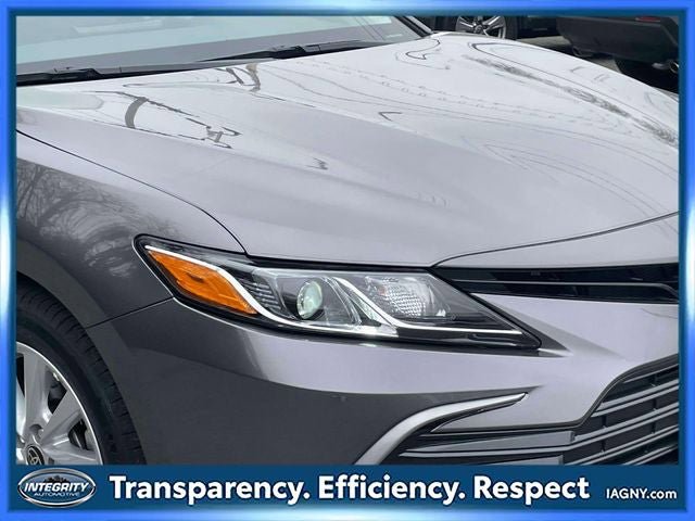 Used 2023 Toyota Camry LE image 10
